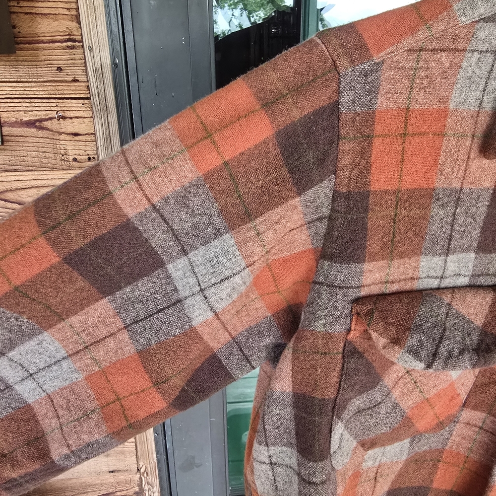 Pendleton Orange and Brown Plaid Button-Up Shirt, Medium - Picture 9 of 10